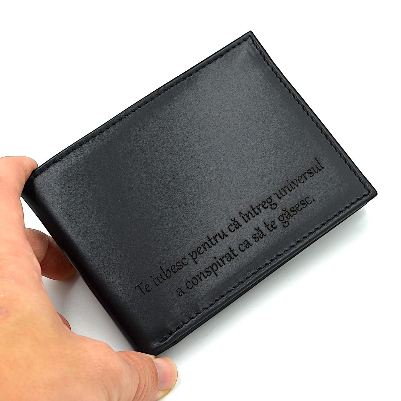 cadou barbati portofel slim piele negru personalizat mesaj