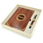 set pix si agenda personalizata nume coperti lemn cadou personalizat