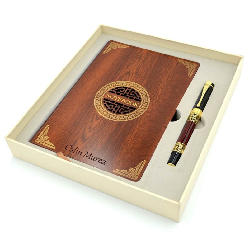 set pix si agenda personalizata nume coperti lemn cadou personalizat