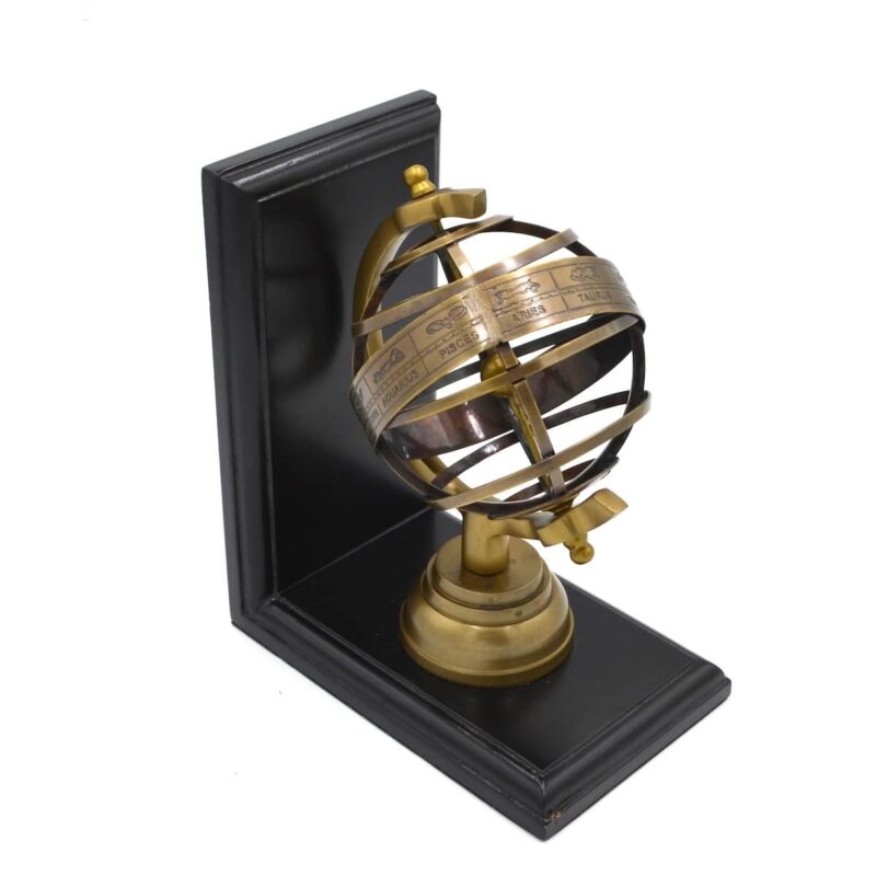 glob decorativ final carti